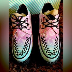 T.U.K HELLO KITTY ALL OVER OMBRE VIVA MONDO CREEPER